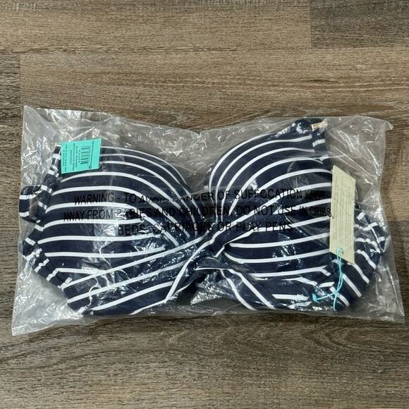 NWT! Sea Level Charmarel Cross Front Moulded Underwire Bikini Top - Size 8 - Picture 11 of 12